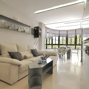 https://el-arbol-rooftop-pool-puerto-deportivo.1costadelsol.com