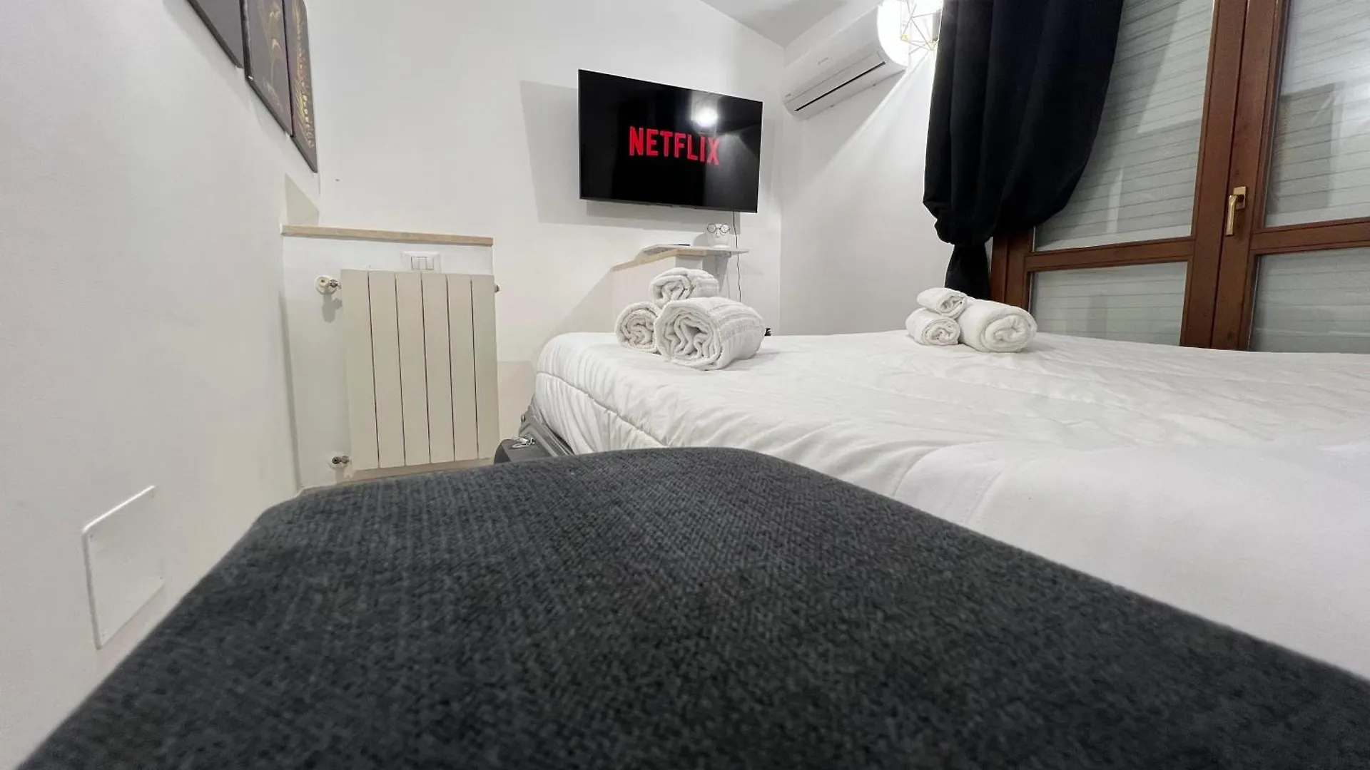 アパート Coastal Serenity - 300Mt From The Sea - Netflix フィウミチーノ